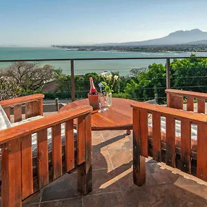 **** Bed & Breakfast 18 On Kloof South Africa